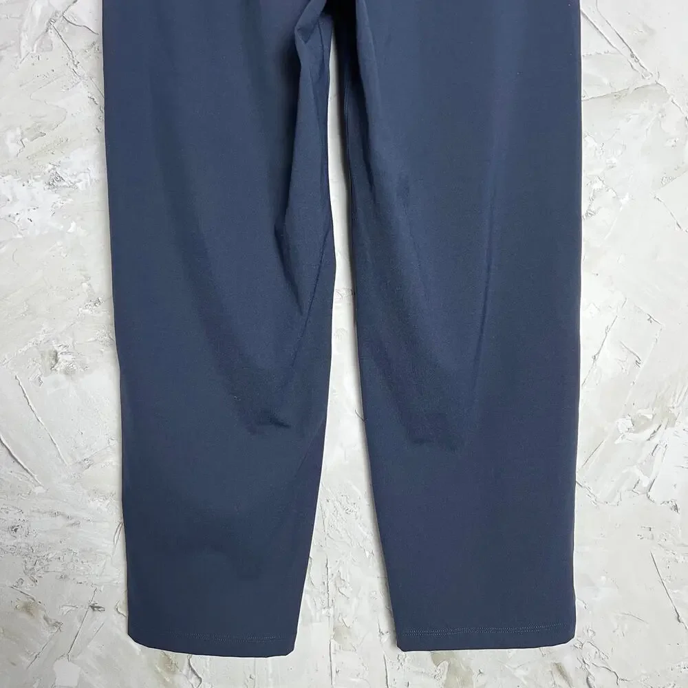 Lululemon Keep Moving Crop Jogger SIZE 6 True Navy Luxtreme 23